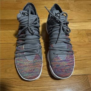 Nike Kevin Durant sneaker size 11.5